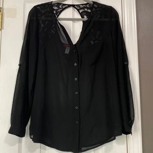 Six Degrees Women’s Black Blouse Large